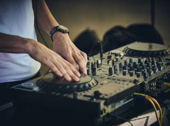 Salsera Dj Pics